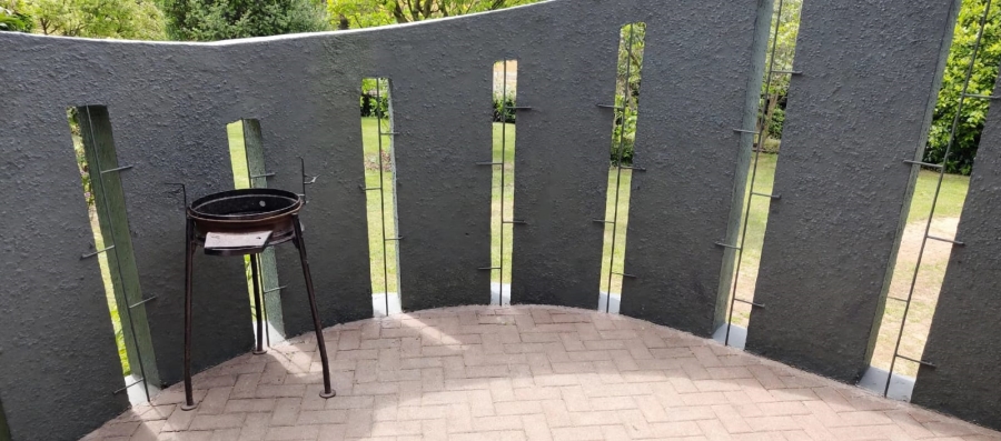 5 Bedroom Property for Sale in Pellissier Free State